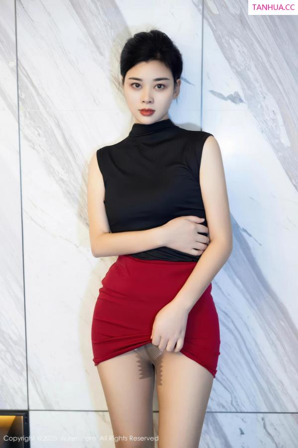   [XiuRen]高清写真图 2025.11.05 No.10948 徐清妍 魅惑黑丝第26张图片